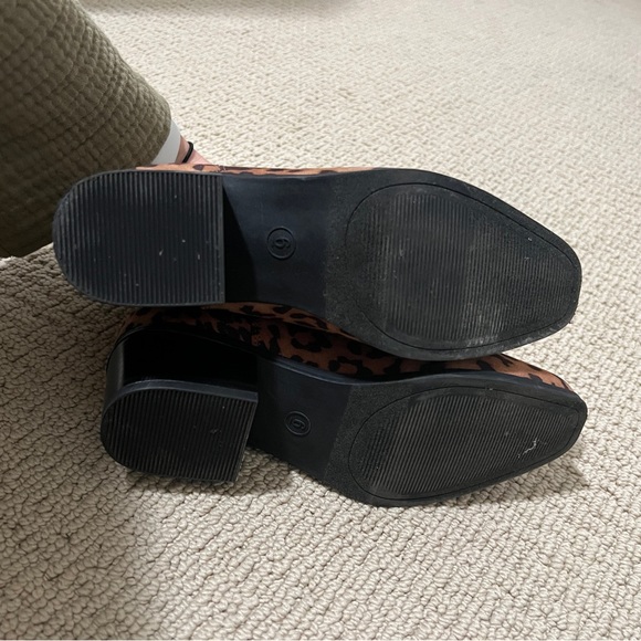 Women's Ellie Chelsea Leopard Print Memory Foam - Picture 5 of 5